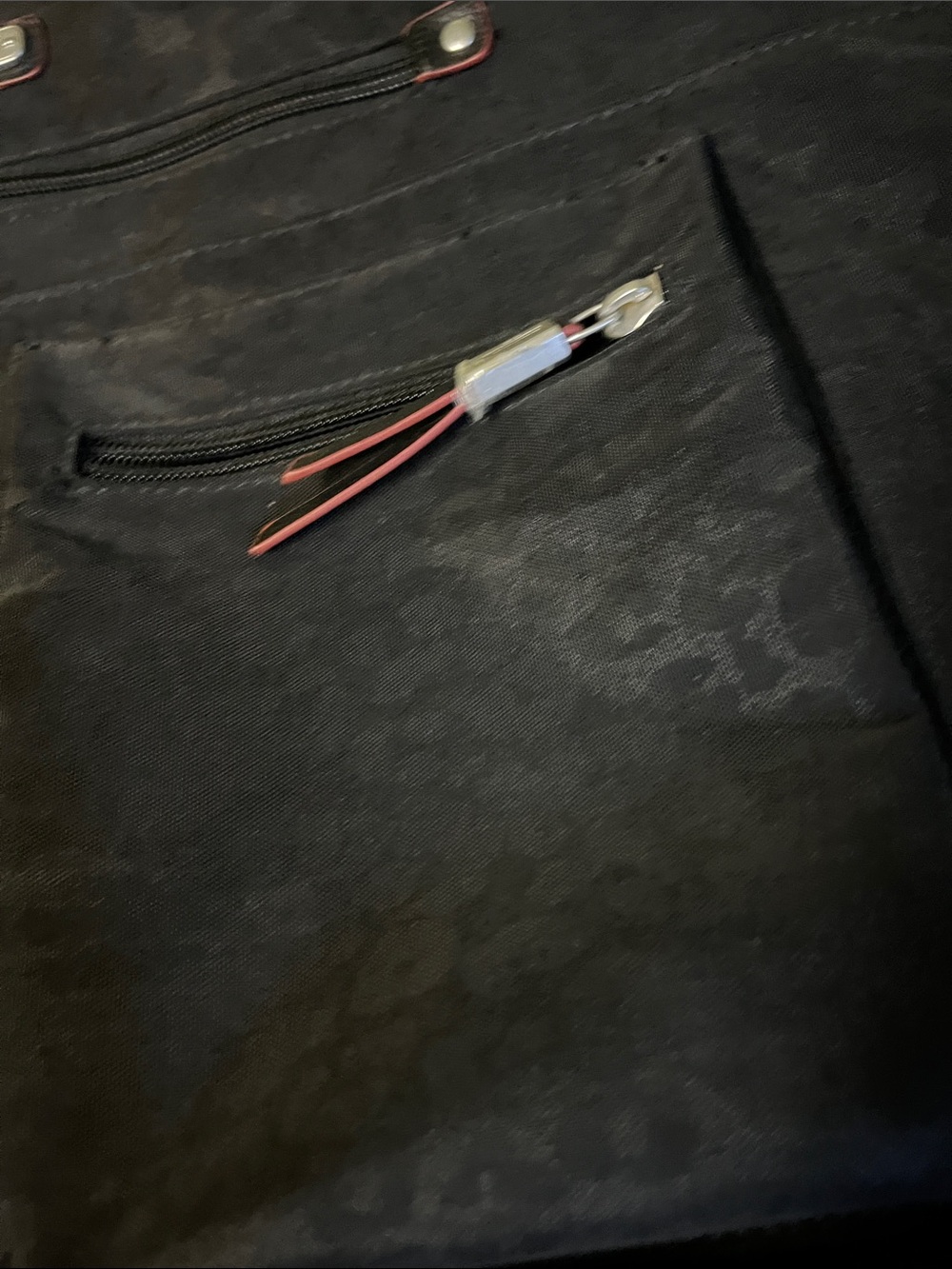 Baggallini Black Nylon Crossbody Tote with Front Pockets - Picture 4 of 8